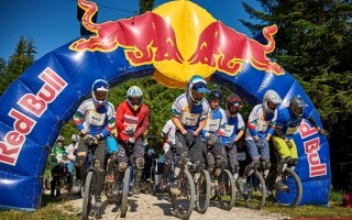 Start1Einrad-Downhill_SalzkammergutTrophy_MartinBihounek.jpg